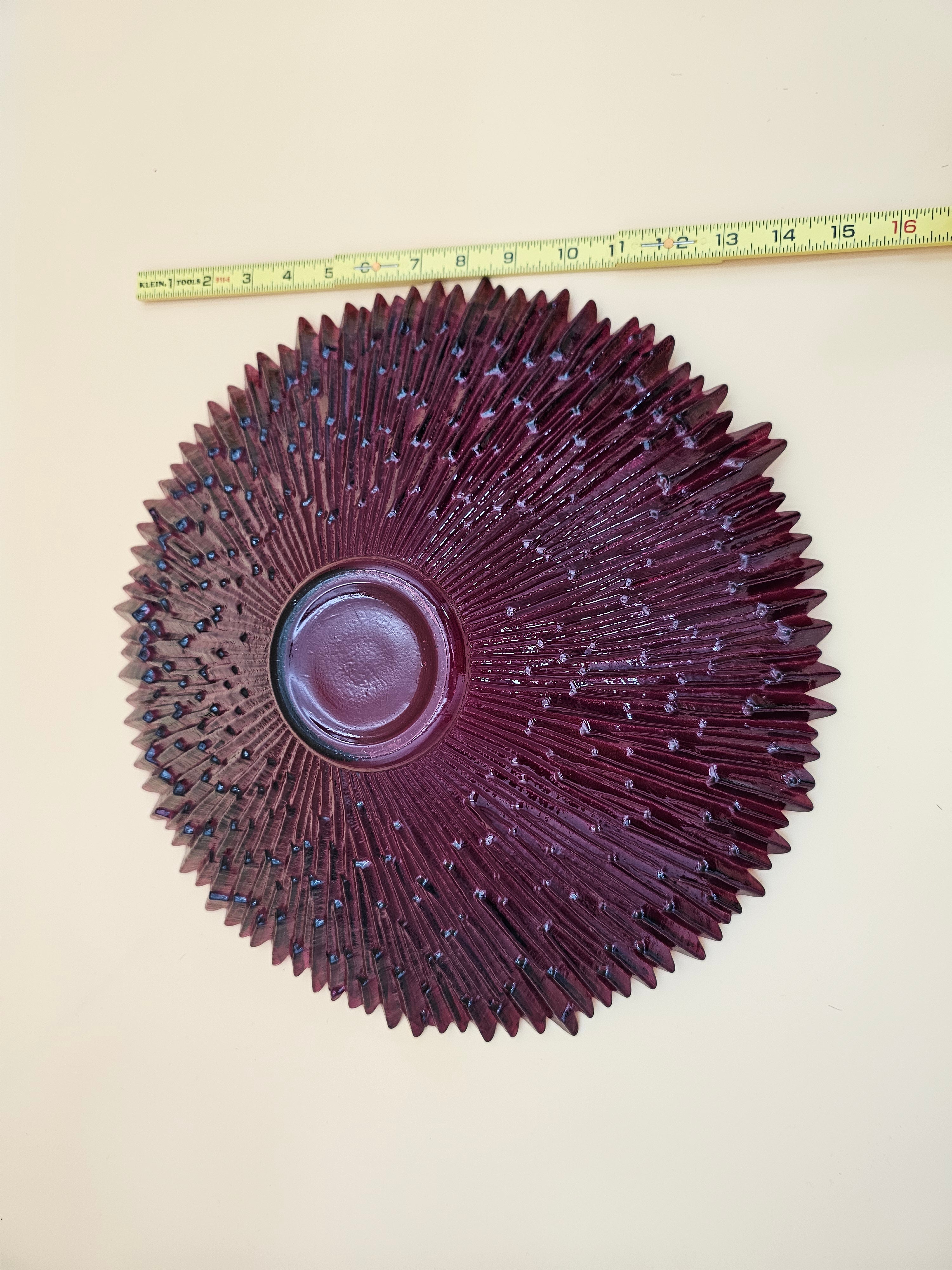 Large Vintage Amethyst Purple Pressed Glass Starburst Centerpiece Bowl