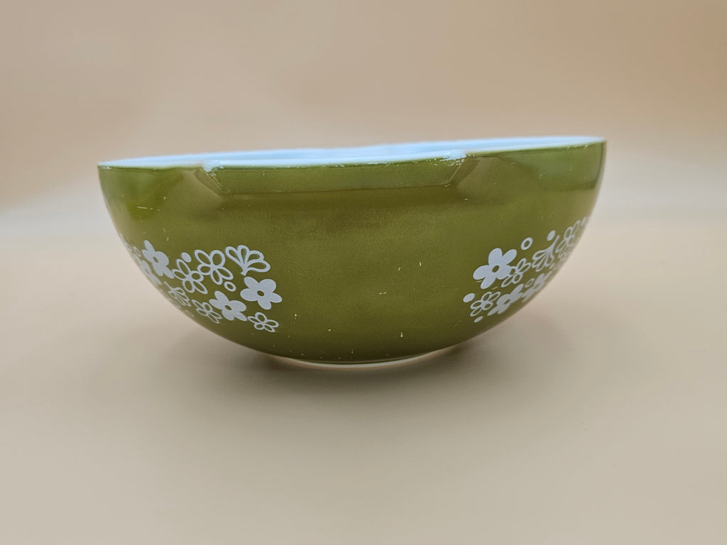 Vintage Pyrex 444 Spring Blossom Green Crazy Daisy 4 Qt Cinderella Mixing Bowl