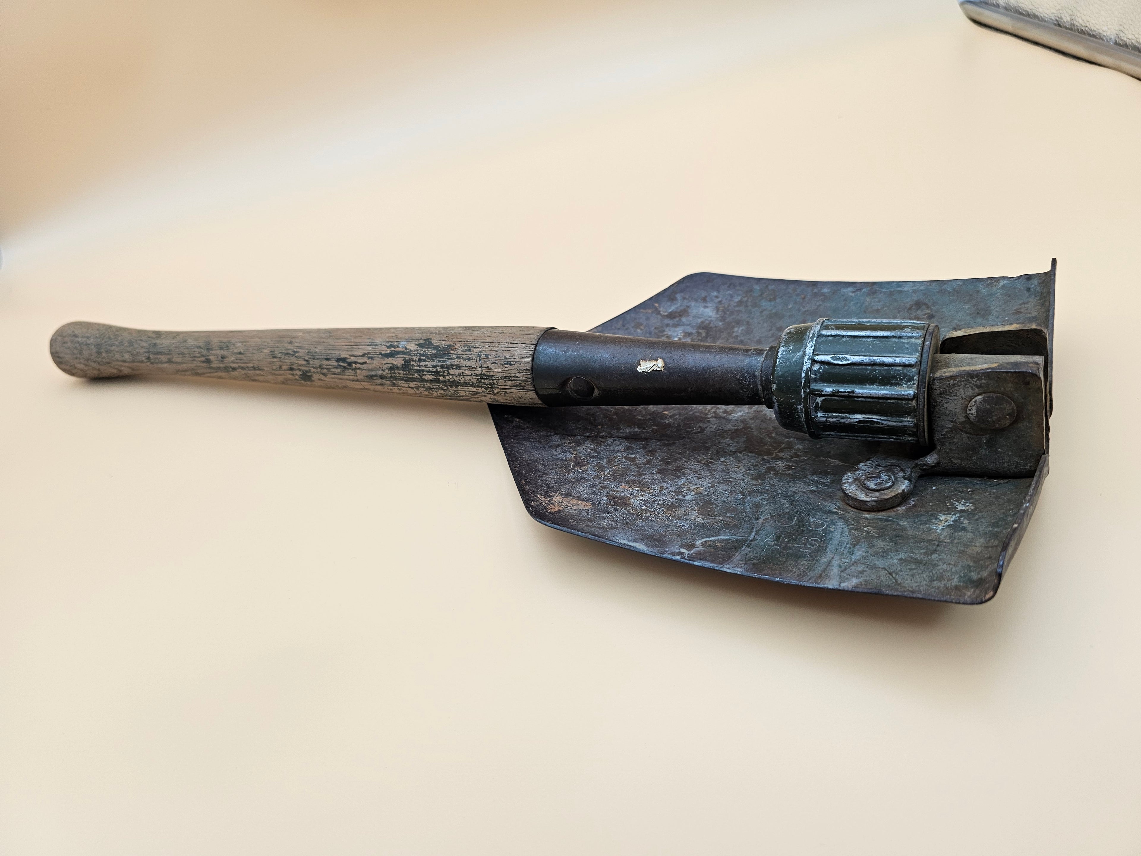 Vintage WWII U.S. Ames 1945 Folding Entrenching Shovel E-Tool