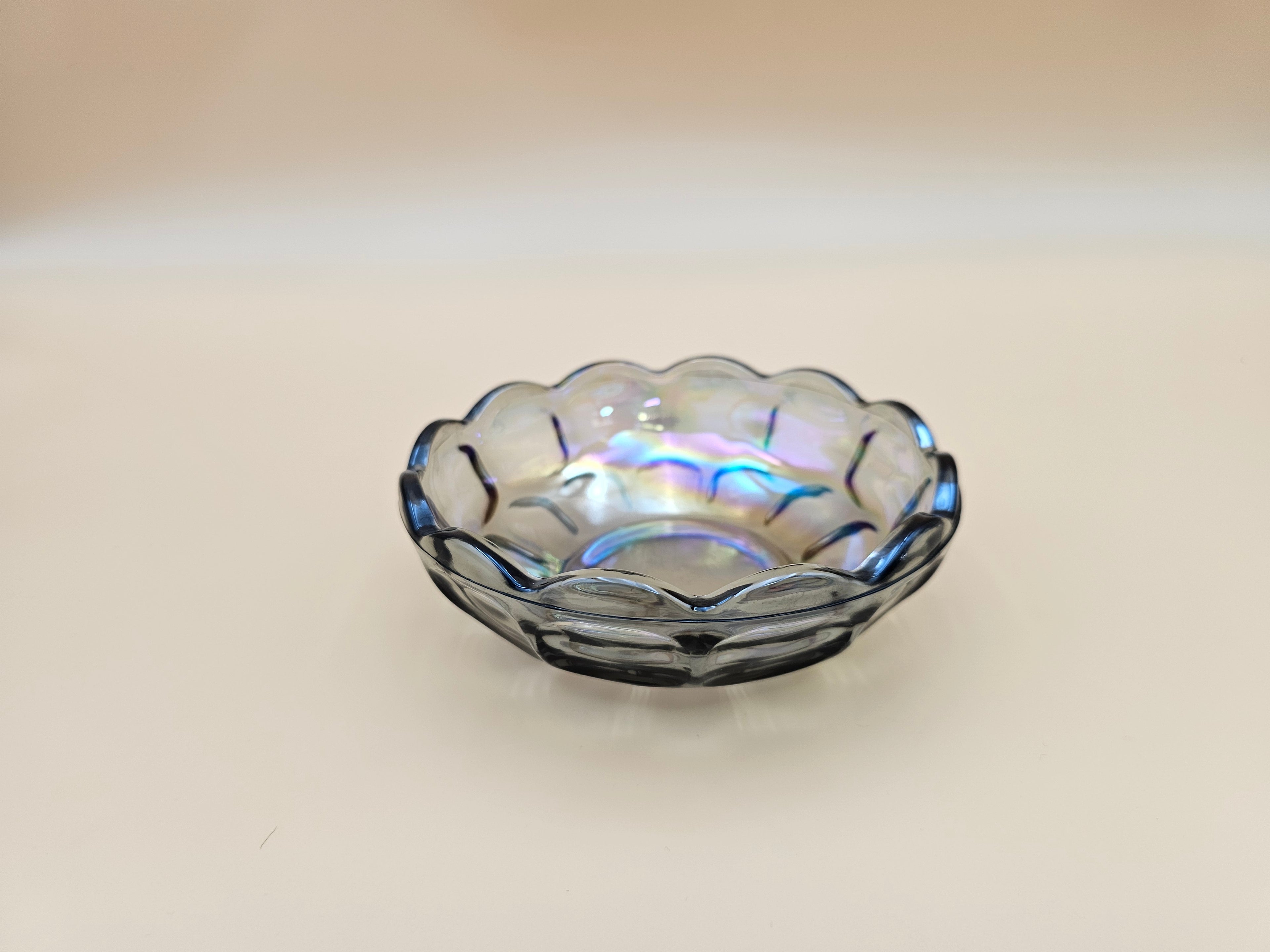 Vintage Federal Glass Petal Smoke Iridescent Carnival Glass Bowl – 5.25 Inch