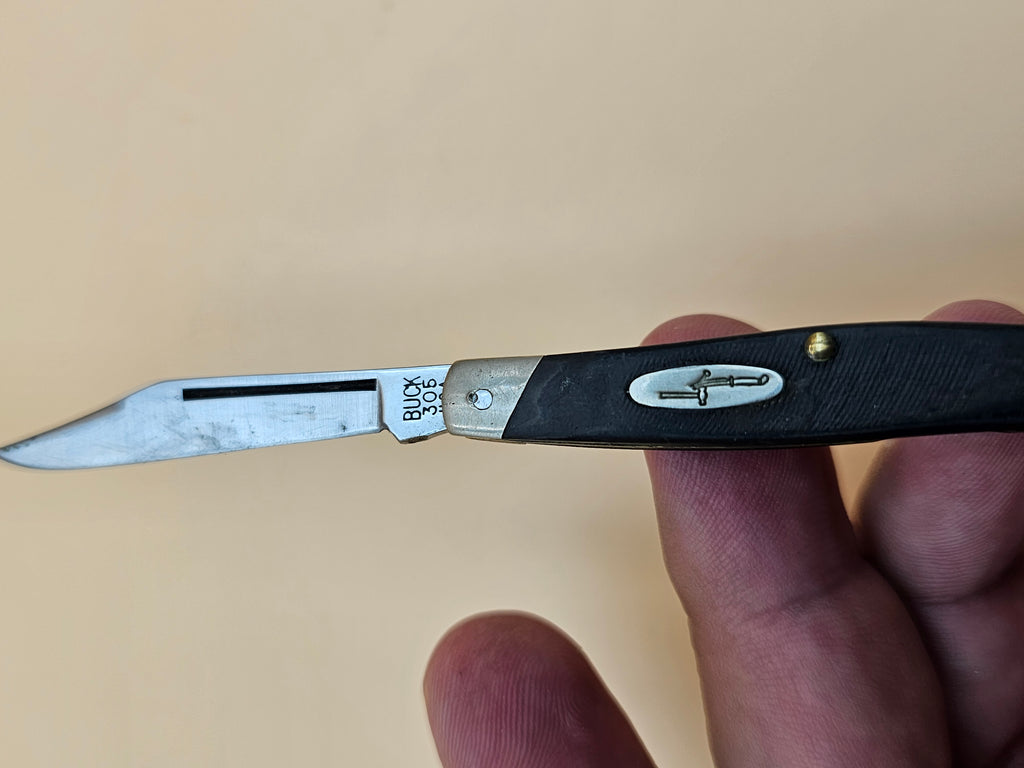 Vintage Buck 305 Lancer Two-Blade Pocket Knife Black Handle USA