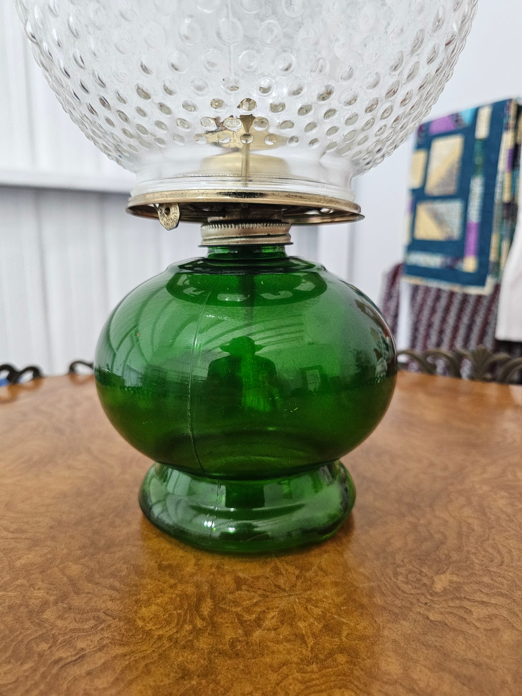 Vintage J-2088 Green Glass Oil Lamp with P&A Eagle Burner & Hobnail Shade (1 of 2)