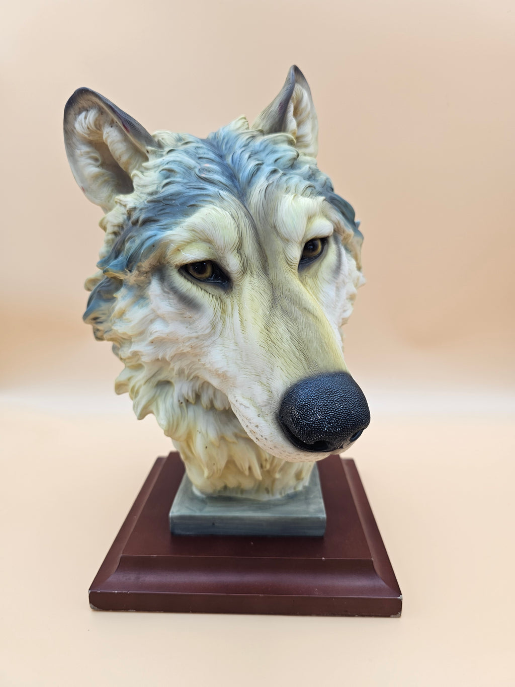 Gray & White Wolf Head Bust Sculpture on Wood Base – Approx. 13.5"