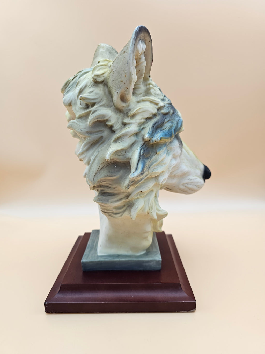 Gray & White Wolf Head Bust Sculpture on Wood Base – Approx. 13.5"