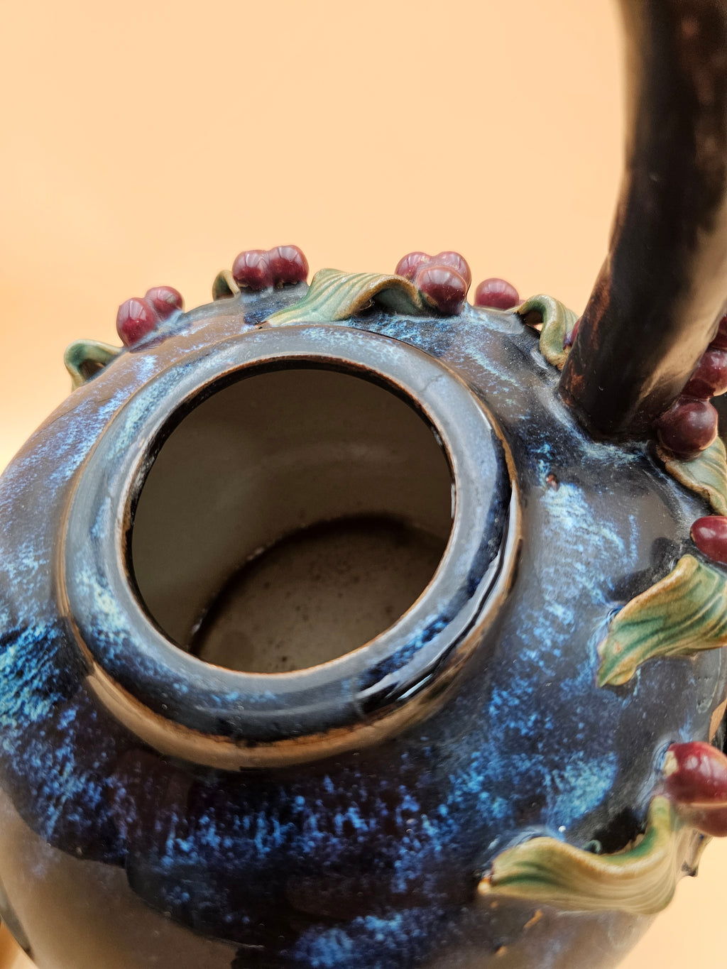 Decorative Ceramic Grapevine Teapot with Applied Grapes & Leaves