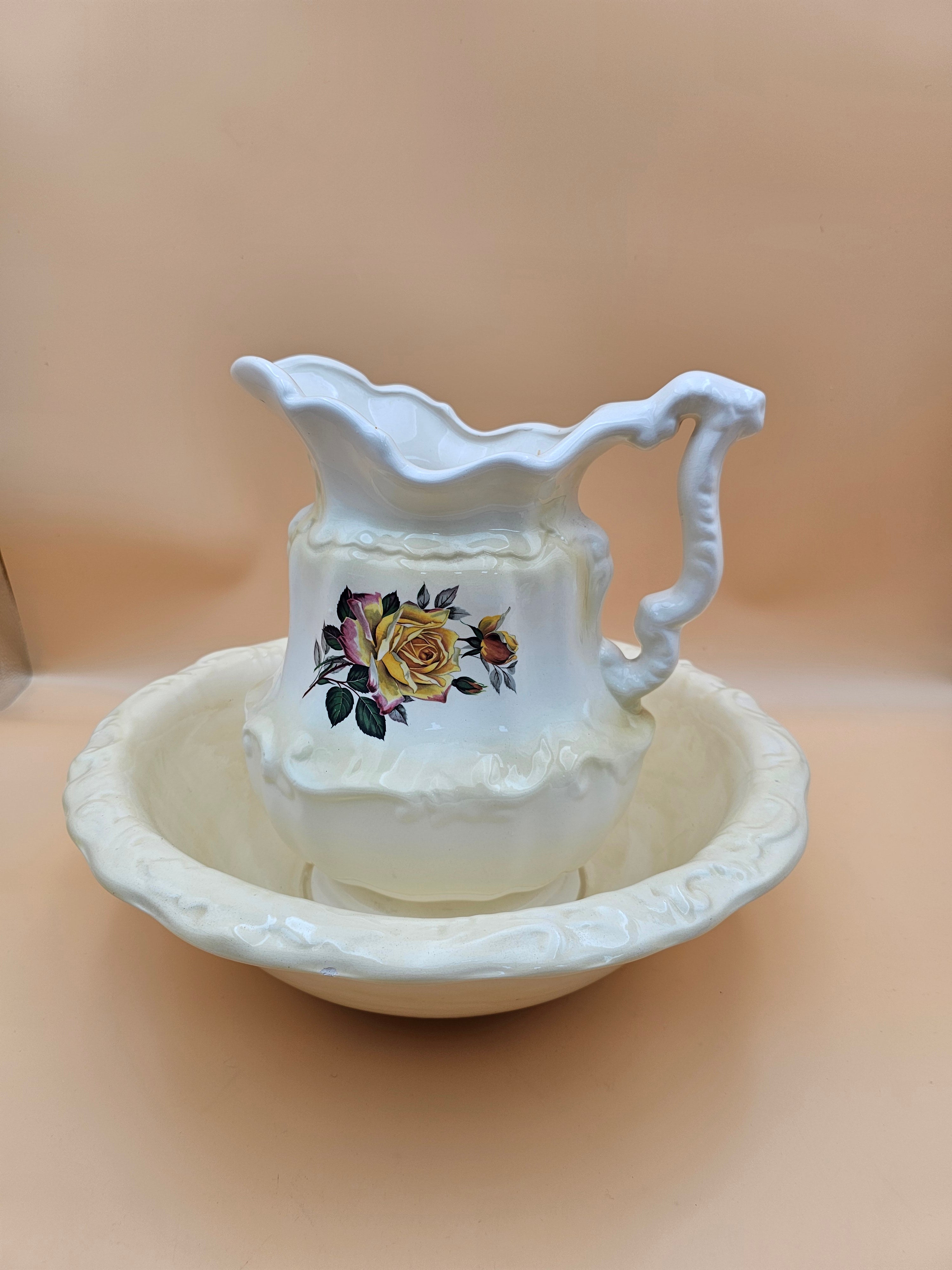 Vintage 1983 Pace Ceramics Yellow Rose Pitcher & Wash Basin Set – Corning Arkansas