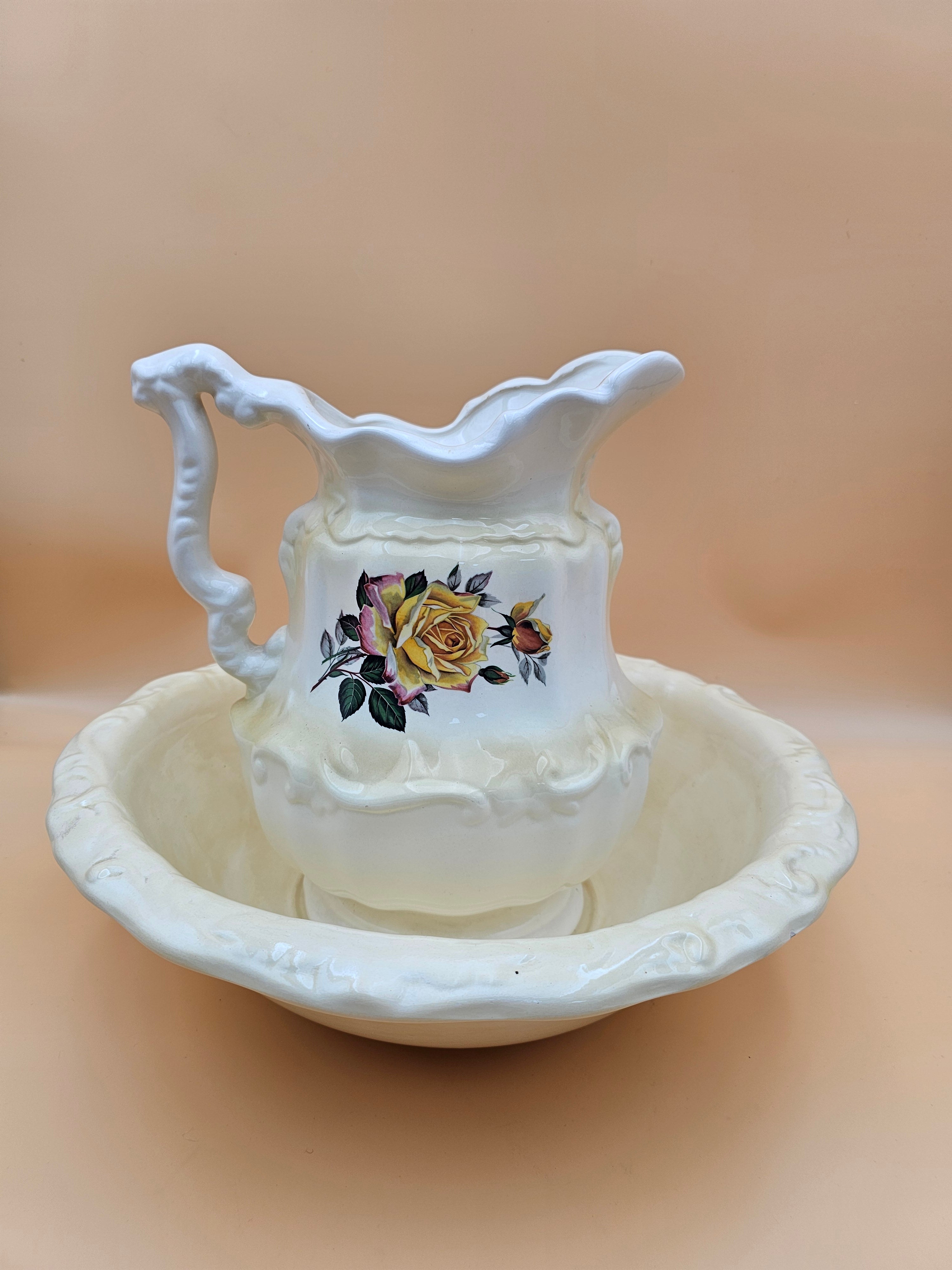 Vintage 1983 Pace Ceramics Yellow Rose Pitcher & Wash Basin Set – Corning Arkansas
