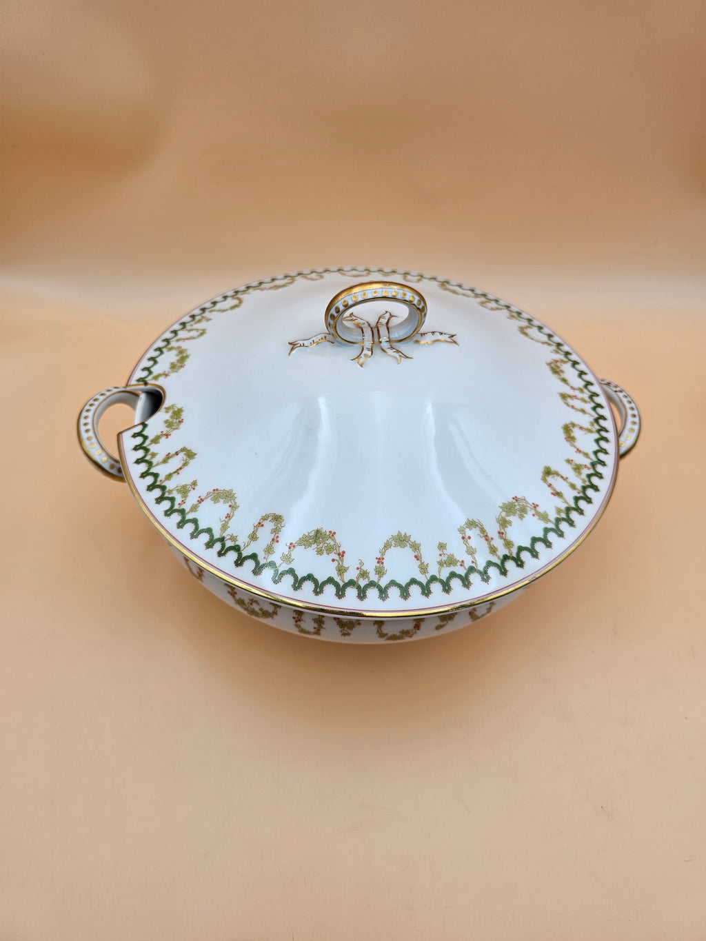 Haviland Limoges Schleiger 290 Covered Soup Tureen – Green Garland & Gold