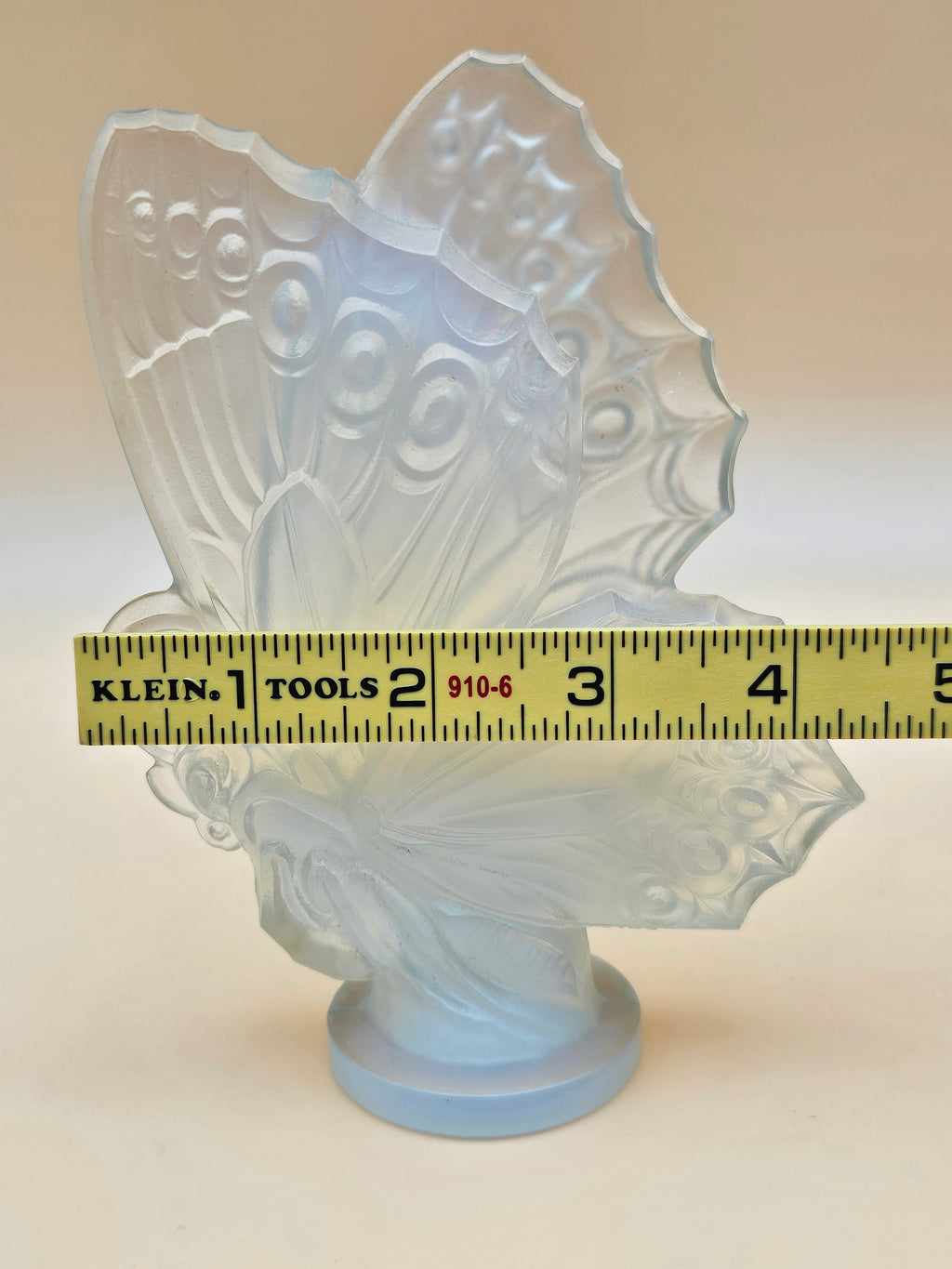 Sabino France Opalescent Glass Butterfly Sculpture – 6 Inch