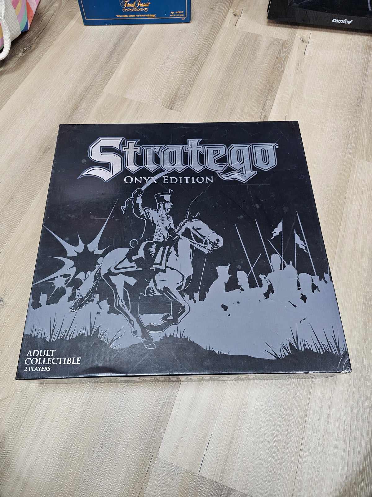 Stratego Onyx Edition 2009 Hasbro Collectible Board Game Complete Sealed Pieces
