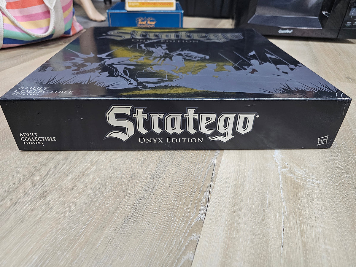 Stratego Onyx Edition 2009 Hasbro Collectible Board Game Complete Sealed Pieces