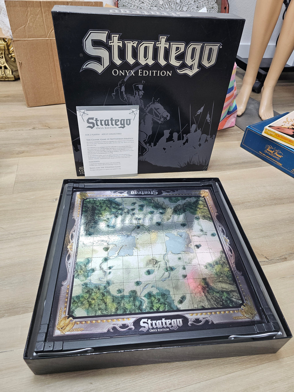Stratego Onyx Edition 2009 Hasbro Collectible Board Game Complete Sealed Pieces