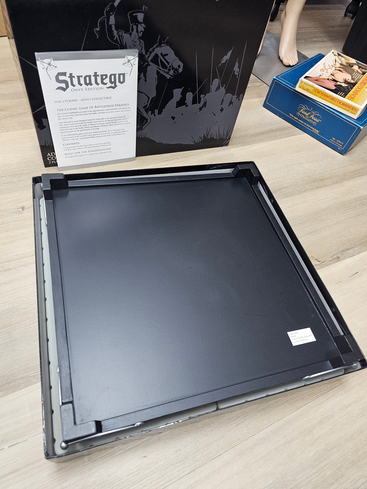 Stratego Onyx Edition 2009 Hasbro Collectible Board Game Complete Sealed Pieces