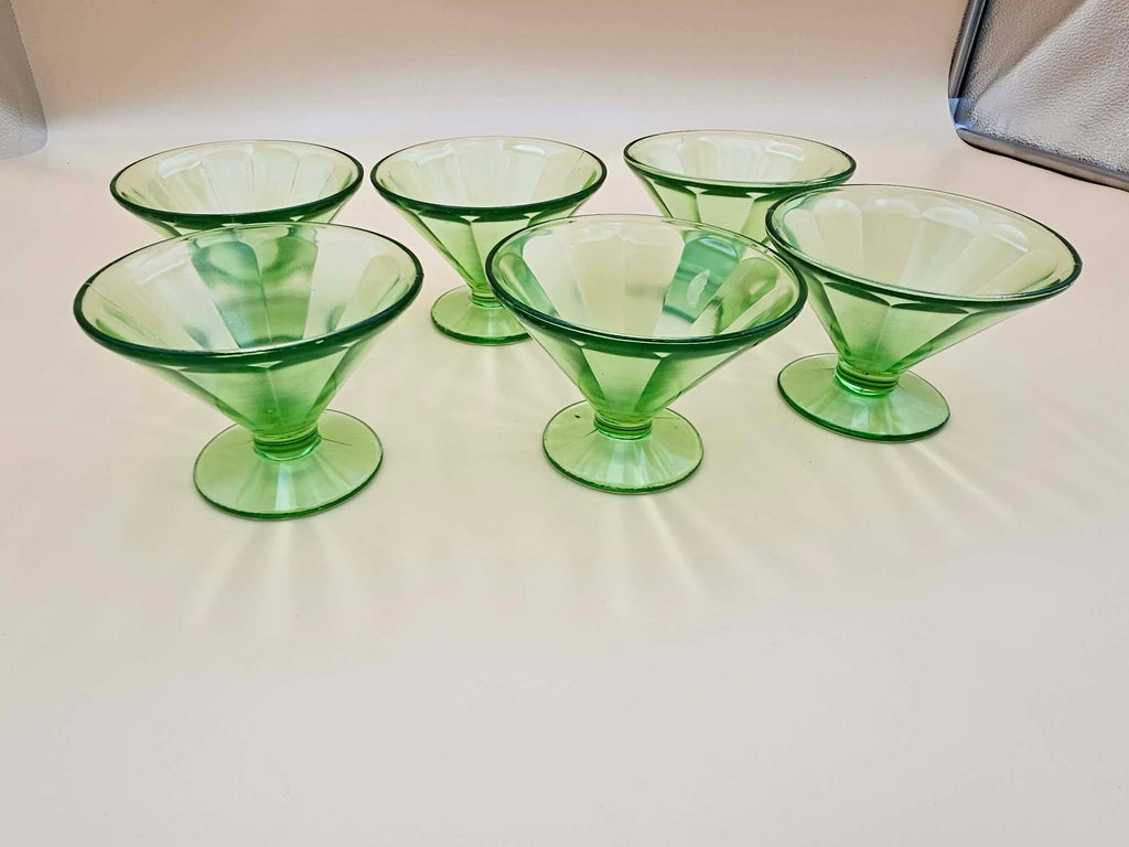 1930s Federal Glass Green UV-Reactive Optic Sherbet Dishes – Set of 6