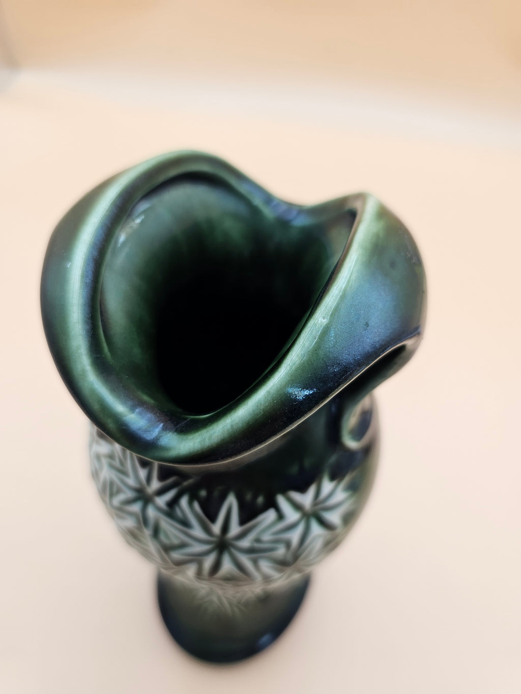 Vintage dark green starburst ceramic two-handled vase produced in 1968 by Mount Clemens Pottery/McCoy.